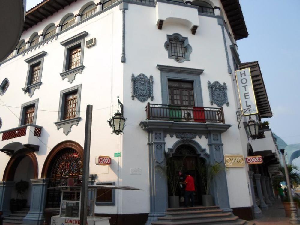 מנסניו Hotel Colonial מראה חיצוני תמונה