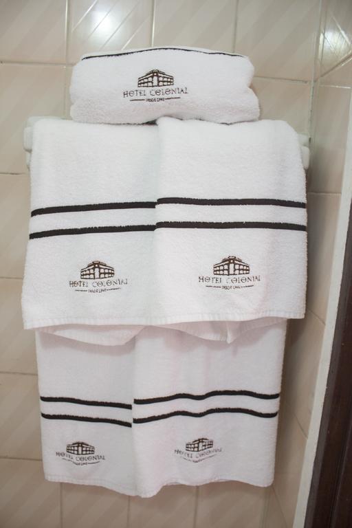 מנסניו Hotel Colonial מראה חיצוני תמונה